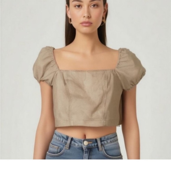 7 for All Mankind faux leather Tan Puff Sleeve Crop Top - Picture 1 of 11